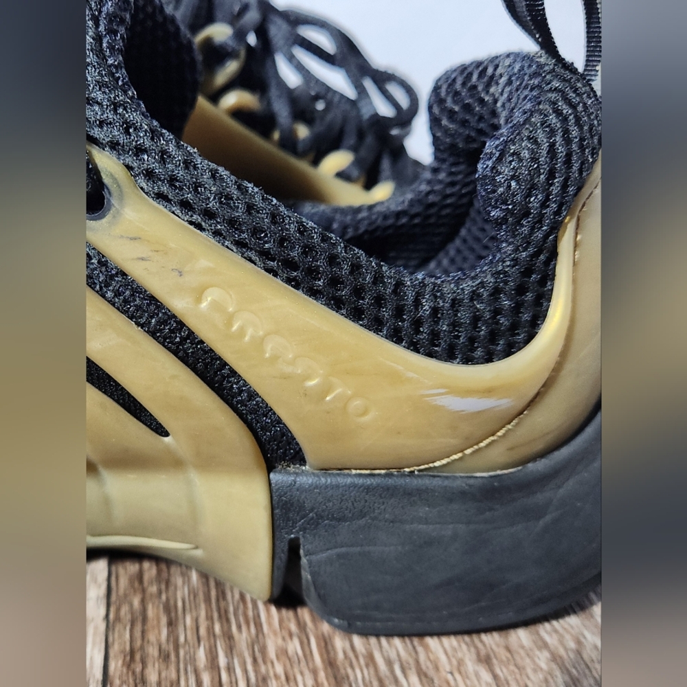 Nike Air Women's Size 9.5 Presto Black Metallic Gold Sneakers - Picture 4 of 7